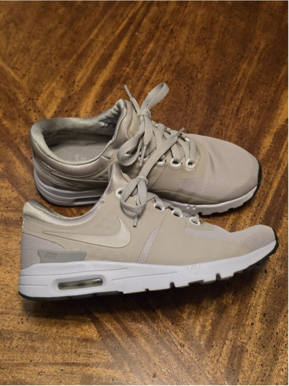 Nike Air Max Zero Women's Athletic Size 6